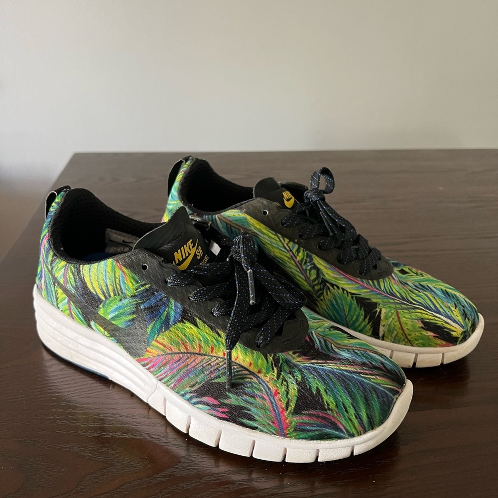 Nike Palm Tropical Sneakers